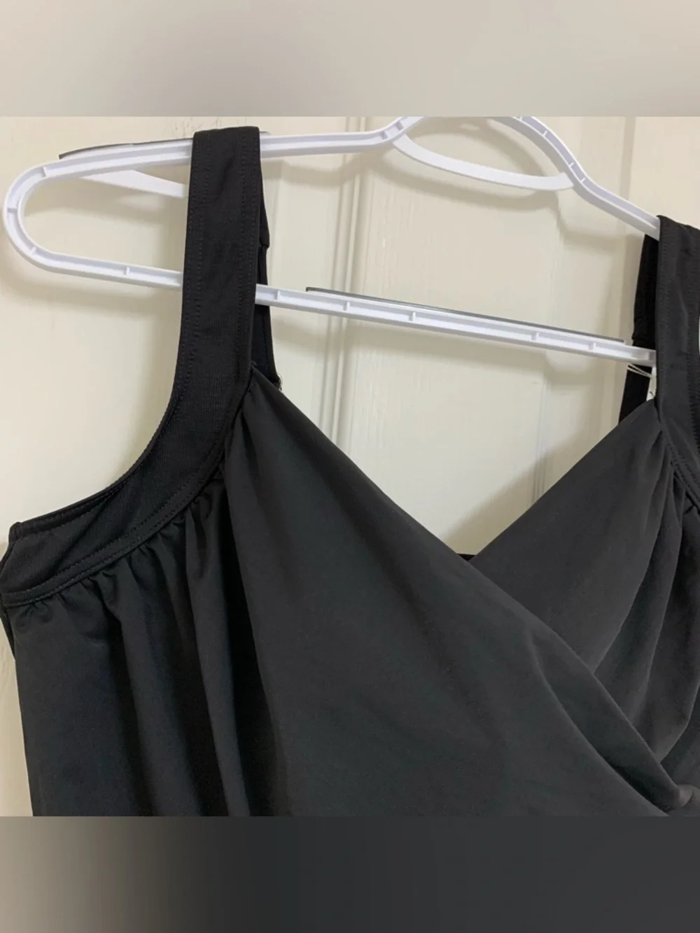 NWT Miraclesuit Sanibel Black One Piece Swimsuit Adjustable Straps Sz 18W